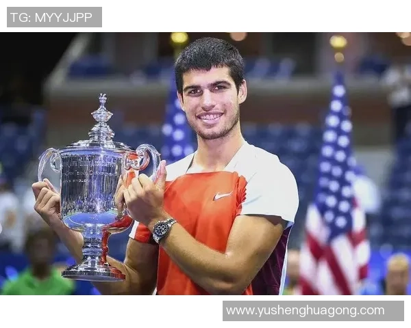 金发新星崭露头角 足球场上新一代天才的崛起与未来展望